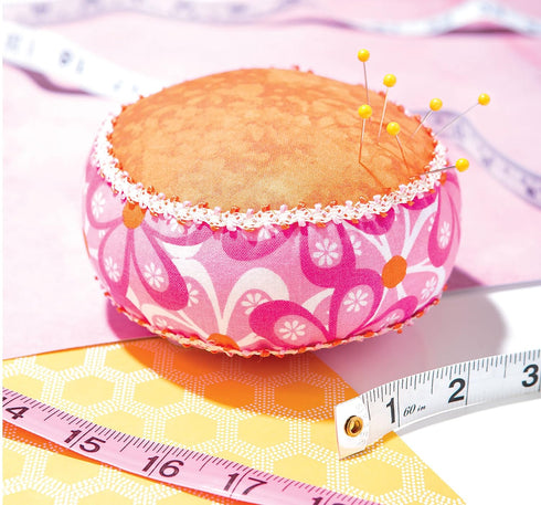 Leisure Arts Pincushions to Sew Sewing Book...