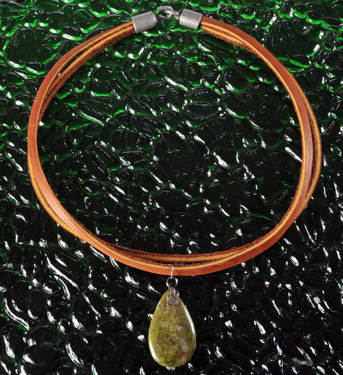 Silver Creek Leather Co Realeather Latigo Leather Lace for Crafts and Jewelry Making, 1/8" x 50', Cheiftan...