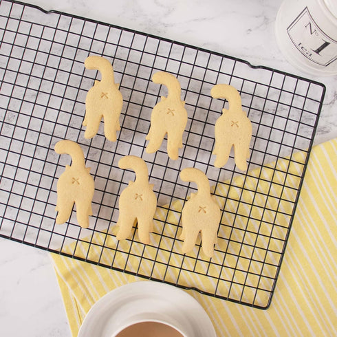 BAKERLOGY Kitty Butt cookie cutter - Detailed Biscuit Cutter Design for Baking and Crafts, ideal on fondant, dough, clay...