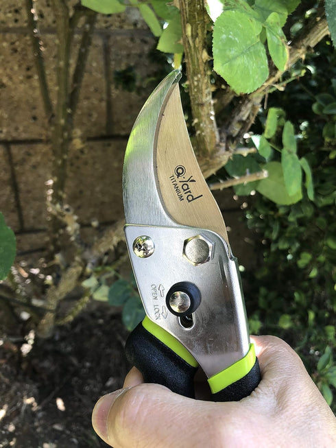 QY-731L Traditional Bypass Pruning 8.5" Titanium Blade- Handheld Gardening Tools Shears...