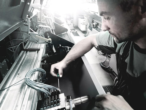 Wera 05118004001 Kraftform Micro 2035 Slotted Electronics Precision Screwdriver, 1.8mm Head, 60mm Blade Length...