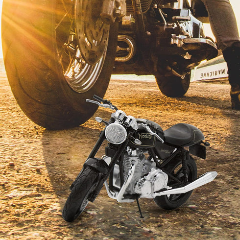 Welly Die Cast Motorcycle Yellow Suzuki DR-Z400S, 1:18 Scale...