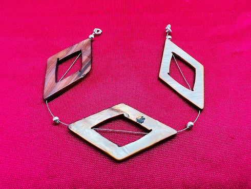 1 Strand Mother of Pearl 3 Pcs Beads Size 35x25mm Marquoise Shape Cut Smooth Beads for Jewellery Making, Beading & Craft Supplies KCRAFTS-RK_k90...