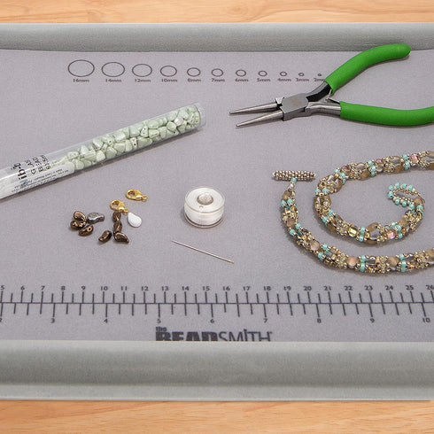 The Beadsmith Treasure Mat Tray and Mat - 11 x 14 Inches - Grey Flocked Tray with Cover - Non-Slip, Rubber Base Mat - Design Board for Jewelry Mak...