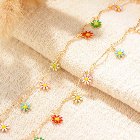 Fettero Cute Choker Necklace for Women Colorful Daisy Flower Choker Cute Chain Choker Necklace Delicate Fashion Gold Dainty Simple Necklace for Wo...