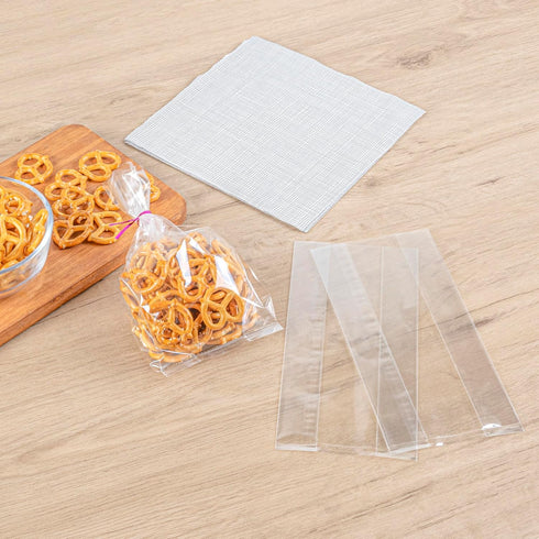 Restaurantware Bag Tek 4 x 2.3 x 8 Inch Gusset Bags 100 Heat Sealable Candy Bags - Food Safe Package Popcorn or Cookies Clear Plastic Treat Bags F...