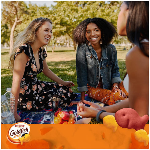 Goldfish Colors Cheddar Crackers, Snack Pack, 0.9 oz, 9 CT Multi-Pack Tray...