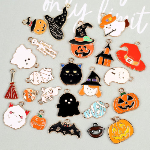 23pcs Halloween Wine Charms Bar Wine Glass Markers Set Ghost Pumpkin Bat Wizard Hat Broomstick Castle Moon Mummy Skeleton Halloween Enamel Charms...