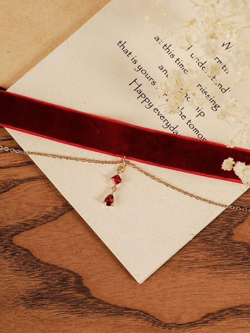 Sacina Gothic Red Choker, Red Choker Necklace for Women, Velvet Choker, Goth Choker, Chokers Gothic, Halloween Necklace, Christmas New Year Jewelr...