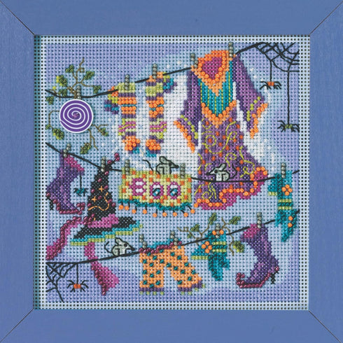Mill Hill Wanda's Clothesline Beaded Counted Cross Stitch Kit 2023 Buttons & Beads Autumn MH142322...