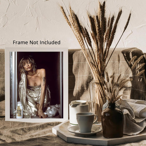 Posterizer 1 pcs-retro chic high fashion candid photography stye art of woman 3-Photography Art-Retro Art-Decor for Home & Office- unframed wall a...