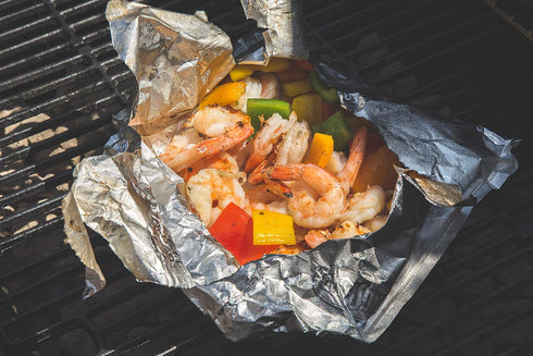 Kingsford Heavy Duty Aluminum Grill Bags, 4 Pack | Foil Packets for Grilling, Recyclable And Disposable Grilling Accessories | Foil Bag Measures 1...