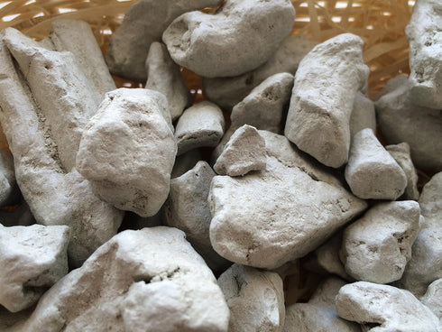 GRAY Clay chunks edible natural for eating, 8 oz (220 g)...