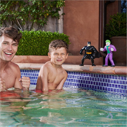 Swimways DC Batman Floatin' Figures, Swimming Pool Accessories & Kids Pool Toys, Batman Party Supplies & Water Toys for Kids Aged 3 & Up, Batman &...