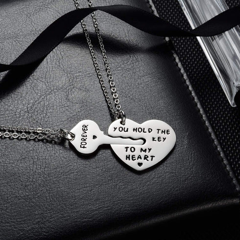 YEEQIN 2PCs Couples Necklaces, Couple Necklace Set, Gifts for Girlfriend Wife, Personalized Couples Jewelry - You Hold The Key to My Heart Forever...