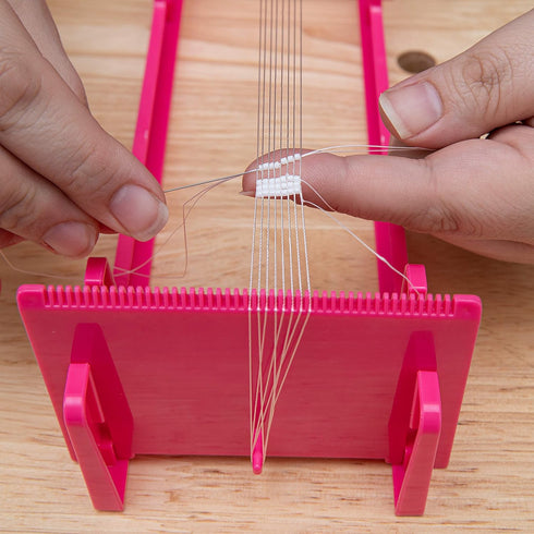The Beadsmith LoomEEZ Japanese Bead Loom Kit – includes Adjustable Loom, Miyuki Glass Beads, Thread & Needle, Warp Thread, Findings and Instructio...
