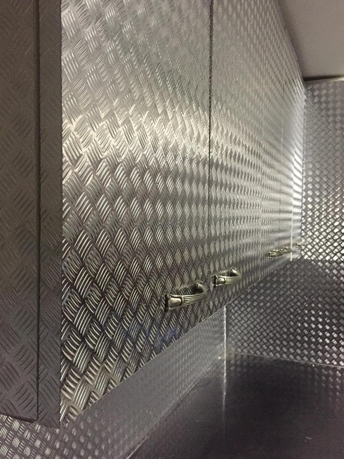 VViViD Metallic Industrial Diamond Plate Chrome Finish Self-Adhesive Vinyl Sheet Roll for Craft & Hobby Application (Silver 6ft x 17.8 Inch)...