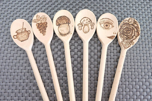 Mini 8-Inch Long Wooden Spoons, Oval Wood Mixing Spoons for Baking, Stirring -Sauce Spoons Made of Natural Beechwood - Set of 6 mini wooden spoons...