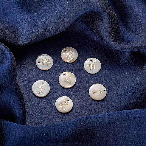 Airssory 26 Pcs Letter A-Z Initial Alphabet Carved Flat Round Natural Freshwater White Shell Charms Top Drilled Hole Tiny Pendants Kit for Jewelry...