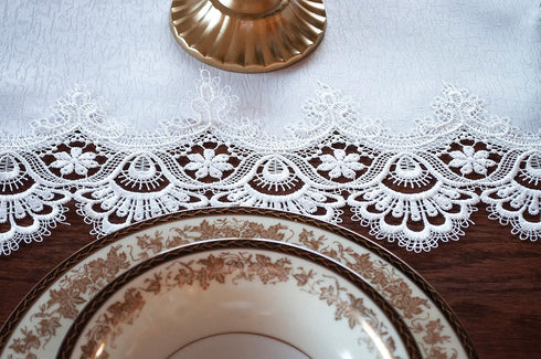 White Jacquard Peacock Tail European Lace Table Runner, Dresser Scarf, Wedding Décor (16Wx44L)...