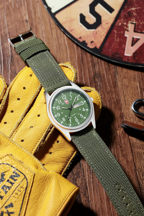 Gosasa Unisex Military Watches Sport Textile Nylon Strap Stylish Men Watch Luminous Fashion Watches Analog Display Quartz Waterproof Casual Wristw...