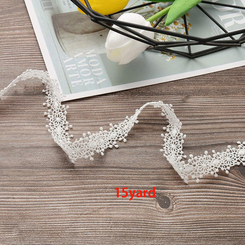 ToBeIT 15yard White Lace Ribbon Lace Trim Pattern Inelastic Embroidery for Decoration Edging Crafts Veils Costumes Table Runner Gift Box(White c)...