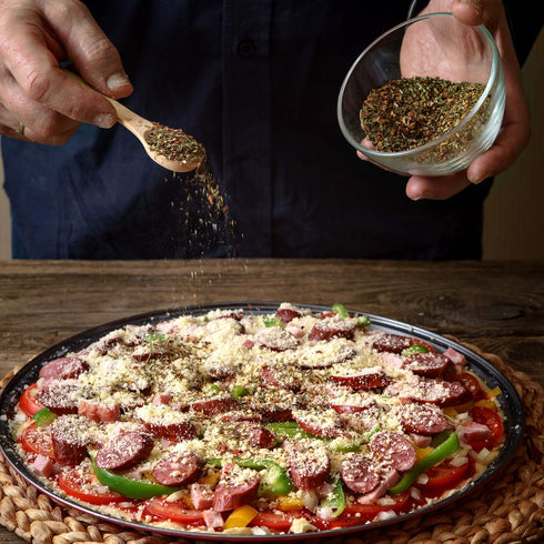 The Spice Lab Green Bell Pepper - Sweet Dehydrated Green Bell Pepper Flakes - French Jar - Kosher Vegan Seasoning - Great for Pizza Seasoning or T...