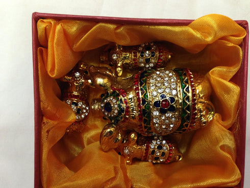 Gorgeous Mother and Three Babies Pig Piggy Piglet Jewelled Trinket Box Jewelry Box with Inlaid Crystal, Pill Box Figurine...