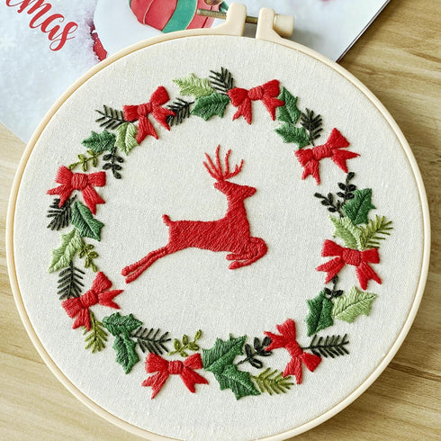 4 pcs of Christmas Embroidery kit with Patterns and Instructions, DIY Adult Cross Stitch Kits, Including 4 Plastic Embroidery Rings, 1 Pair of Sci...