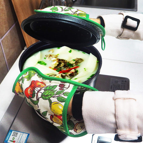 Pot Holders Set of 2 with Transparent Clear Silicone Shell and Nice Fruit Flower Cotton Lining, Heat Resistant to 500 F Kitchen Oven Gloves Pot Ho...