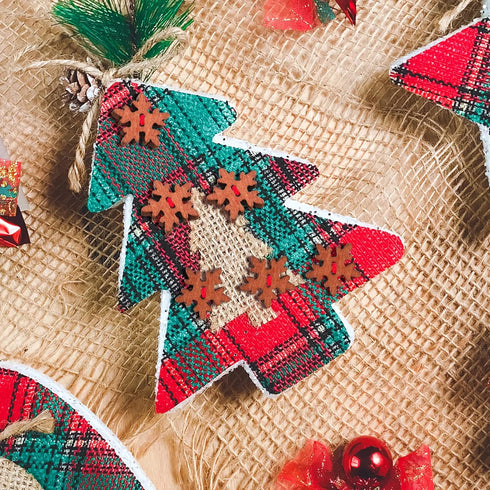 SUPVOX 100pcs Christmas Wooden Snowflake Buttons White Mini Buttons Decoration for DIY Scrapbooking Craft 18MM…...