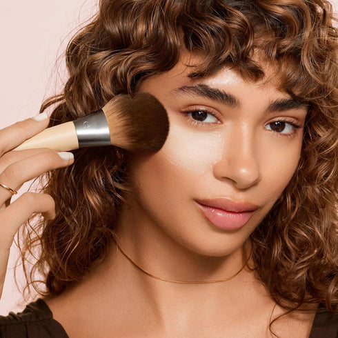 EcoTools Blurring Powder Makeup Brush, For Loose & Pressed Powder, Large Makeup Brush For All-Over Application, Fluffy, Synthetic Bristles, Eco Fr...