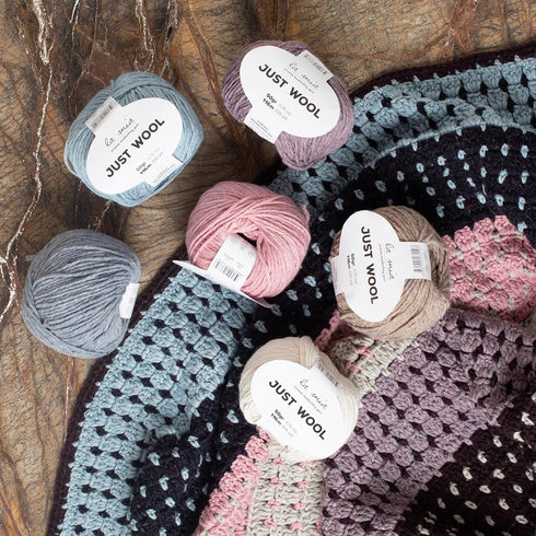 3 Ball (Pack) La Mia Just Wool, Total 5.28 Oz. 100% Recycled Wool, Each 1.76 Oz (50g) / 126 Yrds (116 m), 3 Light DK, Khaki Green - LT005......