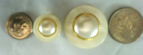 White Pearl Button with Gold Rim Marbleized Outer Fashion Buttons Design Sets 11pc. (#41 (5pc 1-1/16 '' & Six pc 3/4'' White Pearl Button with Gol...