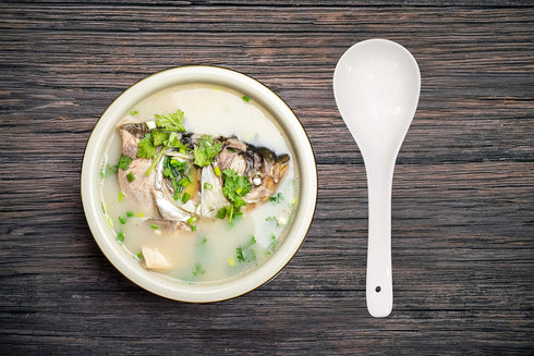 Kslong Pure White Ceramic Soup Ladle - Bone China Big Ladle, Deep Porcelain Flatware, Asian Soup Tureen Spoon 9.4" x 3" Scoops for Household Purpo...