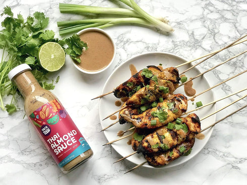 Yai's Thai Almond Sauce 12 Ounce Bottle...