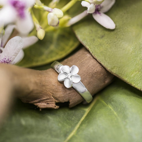 Honolulu Jewelry Company Sterling Silver Plumeria Flower Nature CZ Toe Ring...