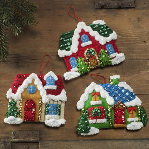 Bucilla Christmas Village Felt Applique Kit...