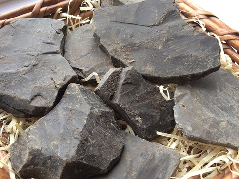 BLACK edible Clay chunks (lump) natural for eating (food), 4 oz (110 g)...