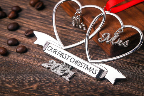 JUPPE Bridal Shower Gifts, Our First Christmas As Mr & Mrs Ornament 2024, Mr & Mrs Newlywed Just Married Christmas Tree Decor Newly Wedding Gifts ...