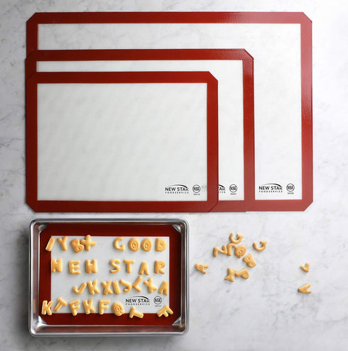 New Star Foodservice 36633 Commercial Grade Silicone Baking Mat Non-Stick Pan Liner, 8 x 12 Inch (Quarter Size)...