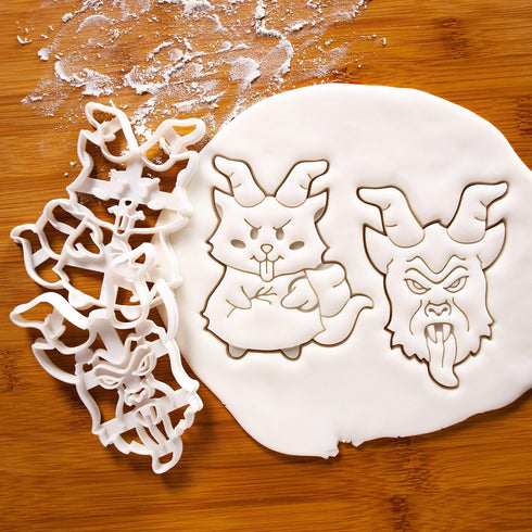 Set of 2 Krampus cookie cutters, 2 pieces - Bakerlogy...