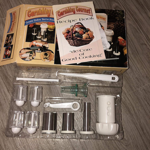 GARNISHING GOURMET 13 PIECE KIT...