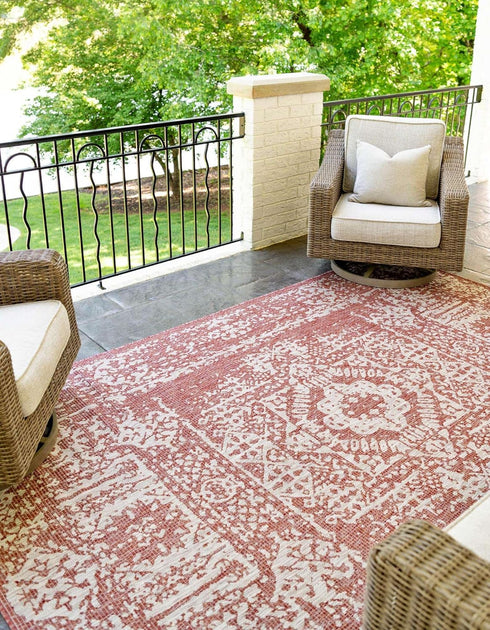 Unique Loom Outdoor Traditional Collection Area Rug - Timeworn (2' x 3' 1" Rectangle Rust Red/Gray)...