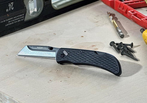 OUTDOOR EDGE 2.5" RAZOR-WORK - RazorSafe Replaceable Blade Folding Utility Knife (Black, 2 Blades)...