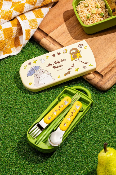 Skater My Neighbor Totoro Utensil Set - Cat Bus - Includes Reusable Fork, Spoon, Chopsticks and Carrying Case - Authentic Japanese Design - Durabl...