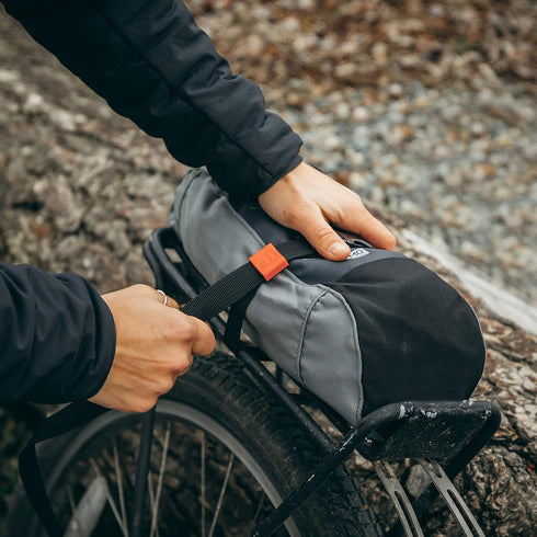 GEAR AID Utility Straps with Side-Release Buckle, Secure and Compress Camping, Biking, Hunting, Boating Gear, Multiple Sizes 1" x 24"...