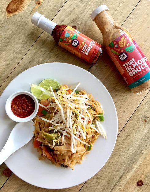 Yai's Thai Almond Sauce 12 Ounce Bottle...