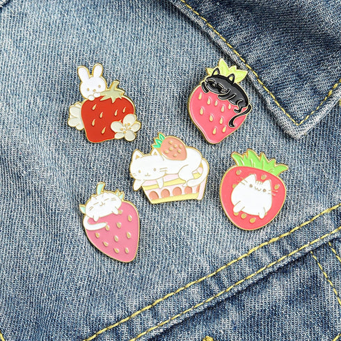 5Pieces Pin Sets with Strawberry Animal Enamel Brooch Pins Cartoon Rabbit Cat for Girls Kids Gift Lapel Pins Accessory for Backpacks Badges Hats B...
