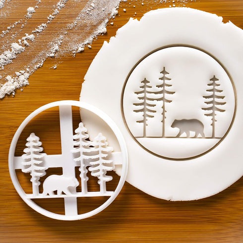Set of 2 Forest Animal cookie cutters (Designs: Moose and Bear), 2 pieces - Bakerlogy...